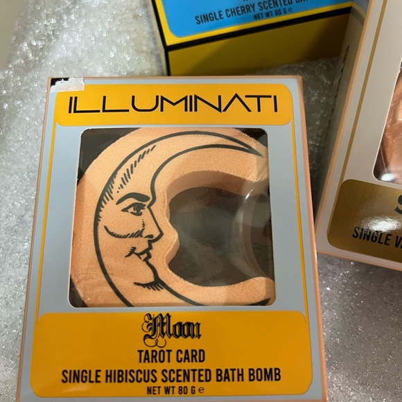 Illuminati Tarot Card bath bomb set - Picture 7 of 8